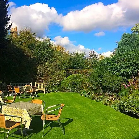 Worsley Arms Hotel 3*